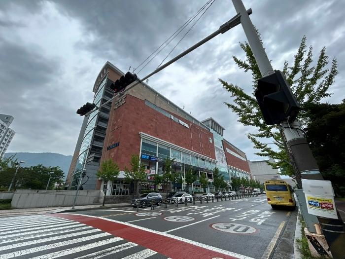 경상남도 김해시 내외중앙로 137, 2층233호 (내동,휴앤락몰)구) 경상남도 김해시 내동 1131-4 근린상가 경매 사진 1