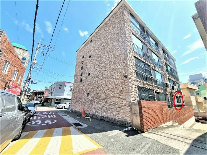 부산광역시 남구 용호로160번길 41, 1층101호 (용호동,뉴그린빌라)구) 부산광역시 남구 용호동 729-1 다세대(빌라) 경매 사진 2
