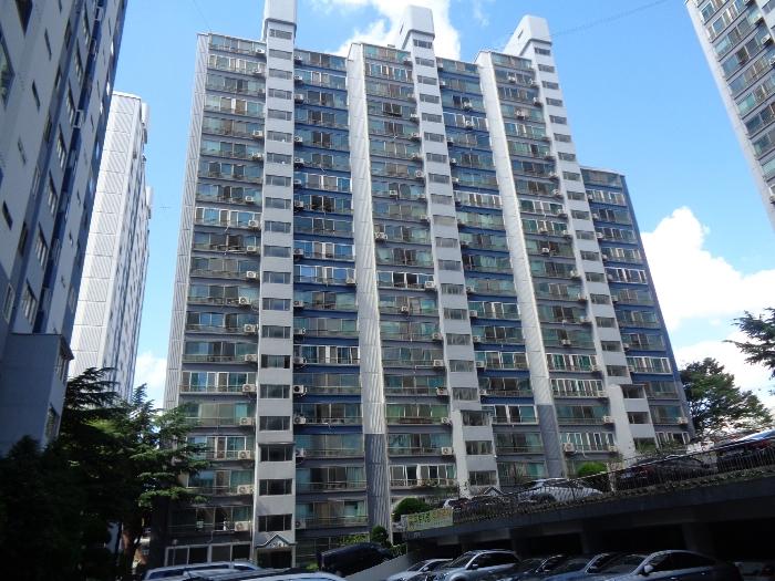 전라북도 전주시 완산구 영경1길 25, 102동 4층 403호 (중화산동2가,우성근영타운)구) 전라북도 전주시 완산구 중화산동2가 256 아파트 경매 사진 1