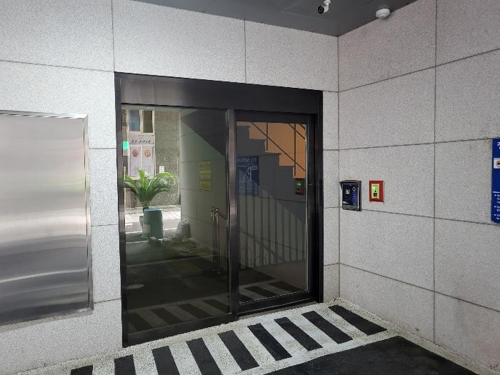 서울특별시 광진구 능동로37길 9, 11층1104호 (중곡동,평강오피스텔)구) 서울특별시 광진구 중곡동 649-11 오피스텔 경매 사진 2