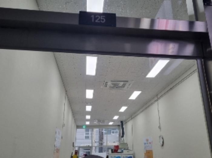 경기도 안양시 만안구 전파로44번길 57, 1층125호 (안양동,두산명학아너비즈타워)구) 경기도 안양시 만안구 안양동 199 근린상가 경매 사진 10