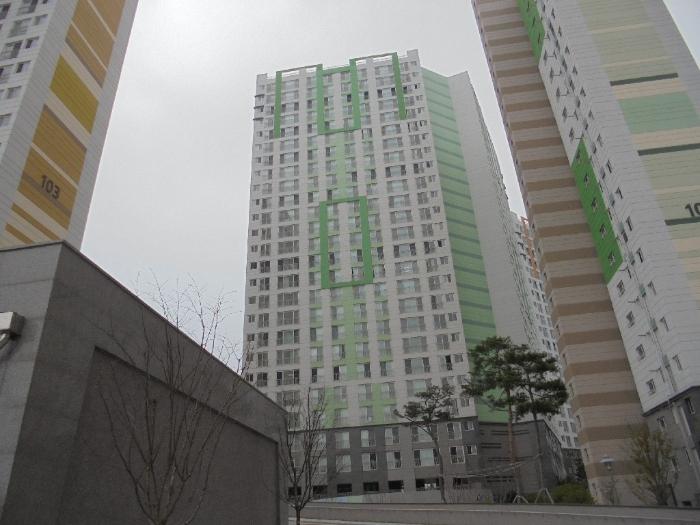 광주광역시 광산구 용아로 436-20, 104동 25층2504호 (흑석동,수완센트럴시티서희스타힐스)구) 광주광역시 광산구 흑석동 811 아파트 경매 사진 2