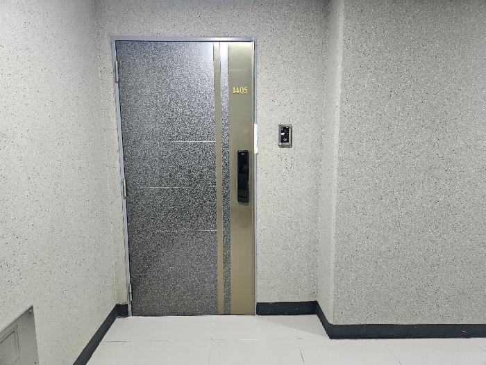 경상남도 창원시 의창구 동읍 의창대로 905, 14층1405호 (창원1차비룡벨로스텔라)구) 경상남도 창원시 의창구 동읍 용잠리 215-18 오피스텔 경매 사진 2