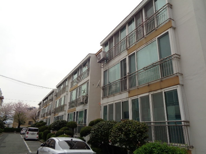 부산광역시 동래구 안락로101번길 35, 107동 3층301호 (명장동,명장우성타운)구) 부산광역시 동래구 명장동 611-1 아파트 경매 사진 2
