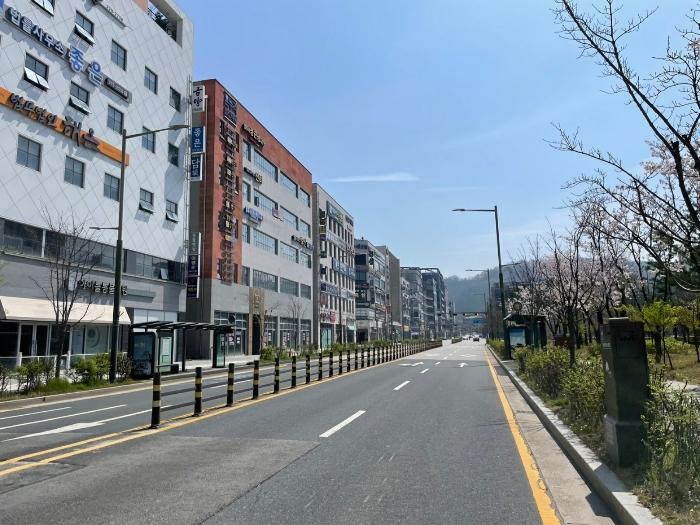 전북특별자치도 전주시 덕진구 만성중앙로 25, 1동 1층 102호 (만성동,미네르바빌딩주건축물)구) 전북특별자치도 전주시 덕진구 만성동 1366-3 근린상가 경매 사진 1