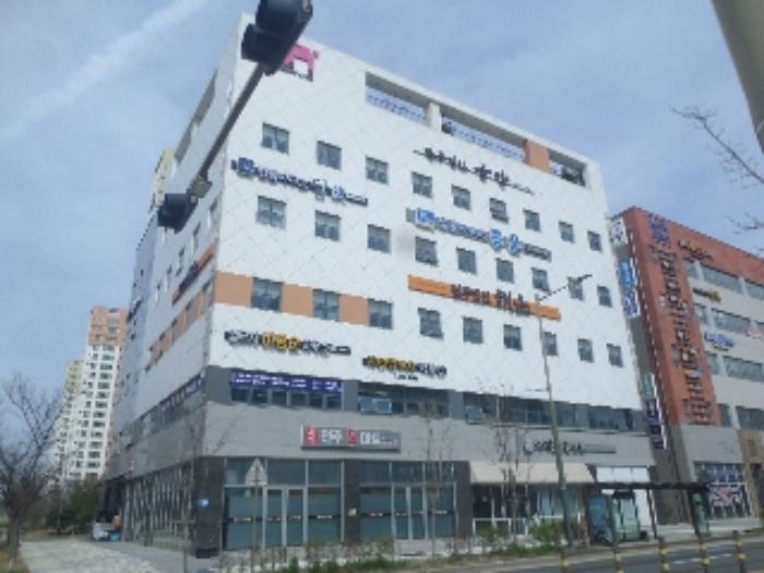 전북특별자치도 전주시 덕진구 만성중앙로 25, 1동 1층 102호 (만성동,미네르바빌딩주건축물)구) 전북특별자치도 전주시 덕진구 만성동 1366-3 근린상가 경매 사진 5