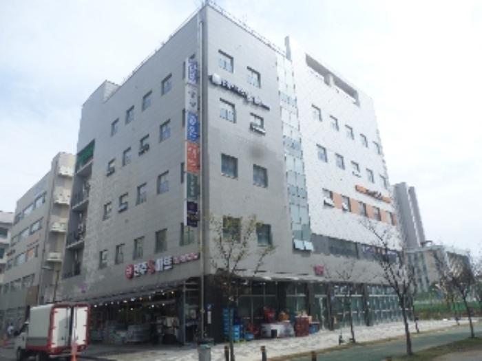 전북특별자치도 전주시 덕진구 만성중앙로 25, 1동 1층 102호 (만성동,미네르바빌딩주건축물)구) 전북특별자치도 전주시 덕진구 만성동 1366-3 근린상가 경매 사진 6