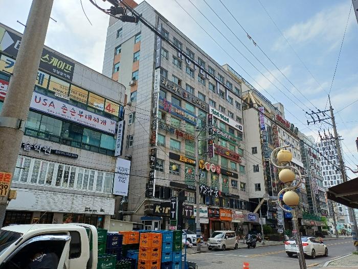 경상남도 창원시 성산구 마디미로21번길 8, 지하2층201호 (상남동,미리내빌딩)구) 경상남도 창원시 성산구 상남동 17-3 근린상가 경매 사진 1