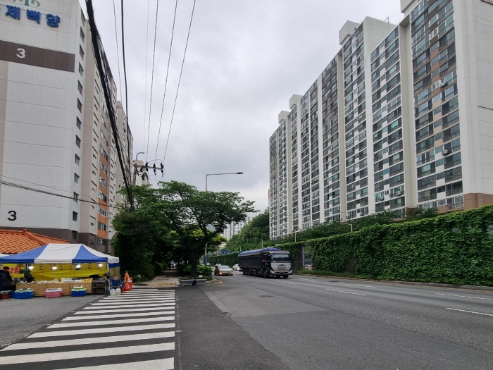 부산광역시 부산진구 백양관문로 104, 9동 4층407호 (당감동,국제백양아파트)구) 부산광역시 부산진구 당감동 791 아파트 경매 사진 3