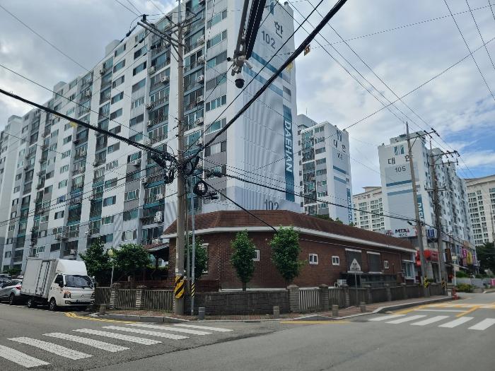 경상남도 거제시 장평로6길 23, 105동 1층103호 (장평동,대한아파트)구) 경상남도 거제시 장평동 13-1 아파트 경매 사진 1