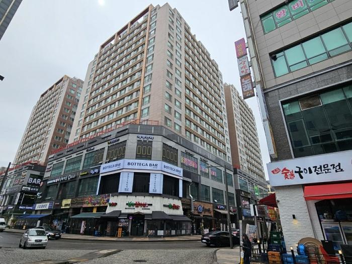 경기도 시흥시 서울대학로278번길 25-8, 1층108호 (정왕동,다인로얄팰리스배곧4차)구) 경기도 시흥시 배곧동 196-2 근린상가 경매 사진 2