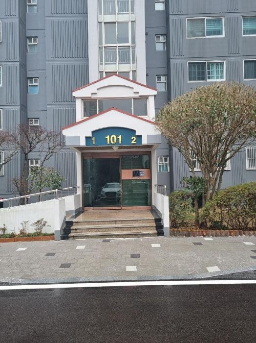 부산광역시 사하구 다대낙조1길 12, 101동 22층 2201호 (다대동,다대대우아파트)구) 부산광역시 사하구 다대동 1552 아파트 경매 사진 2