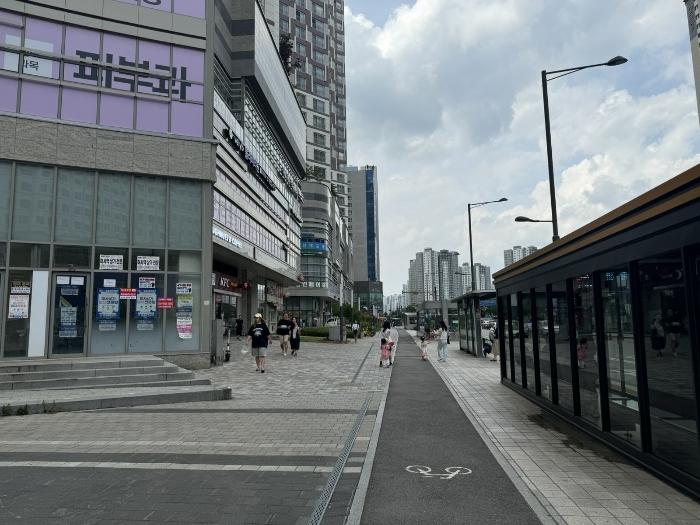 경기도 하남시 미사강변동로 95, 1층1089호 (망월동,힐스테이트미사역그랑파사쥬(12-1블럭))구) 경기도 하남시 망월동 1100 근린상가 경매 사진 2