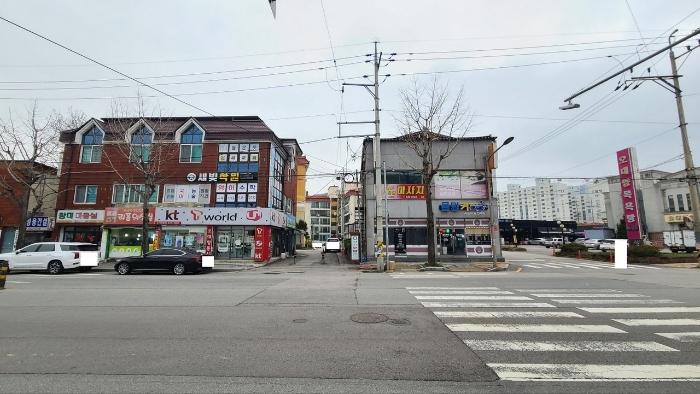 전북특별자치도 정읍시 충정로 50-1, 102동 3층306호 (상동,명진로얄아파트)구) 전북특별자치도 정읍시 상동 215 아파트 경매 사진 1