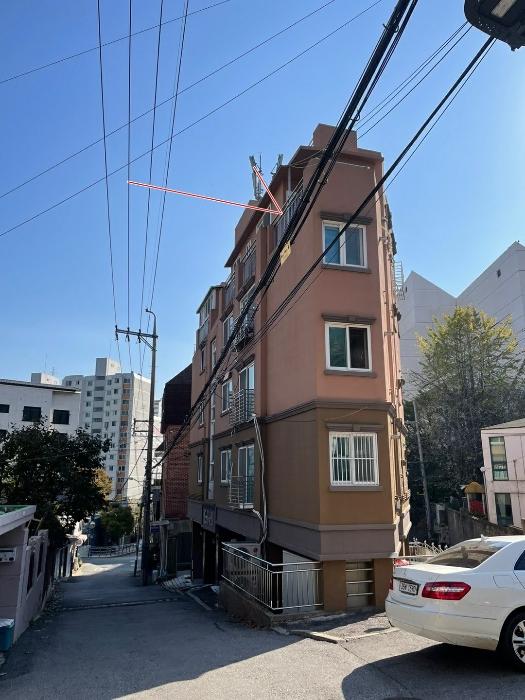 서울특별시 서대문구 연희로41가길 9, 5층402호 (홍은동,에코빌)구) 서울특별시 서대문구 홍은동 204-7 다세대(빌라) 경매 사진 1