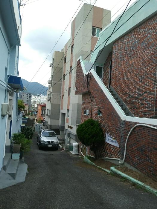 부산광역시 부산진구 가야대로468번길 80, 4층403호 (개금동,개금동더조은빌1)구) 부산광역시 부산진구 개금동 554-64 다세대(빌라) 경매 사진 1