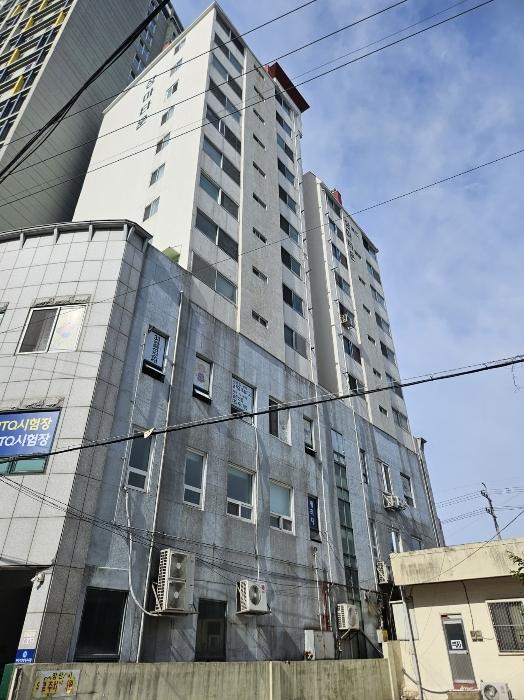 부산광역시 기장군 기장읍 차성로 272, 4층401호 (상마타운)구) 부산광역시 기장군 기장읍 대라리 408-1 아파트 경매 사진 2