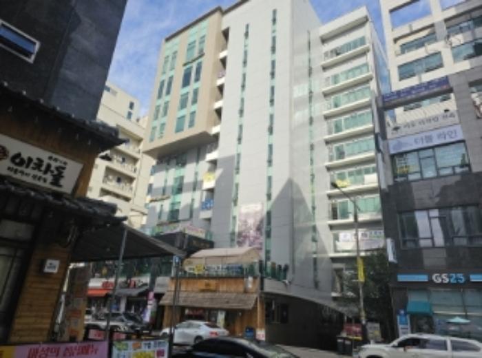 충청남도 천안시 동남구 청수14로 60, 8층807호 (청당동,서미법조타워)구) 충청남도 천안시 동남구 청당동 488 오피스텔 경매 사진 2