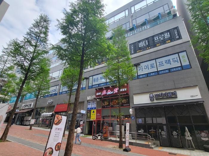 경기도 파주시 청암로17번길 61, 2층201호 (목동동,엠타워)구) 경기도 파주시 목동동 945-1 근린상가 경매 사진 1