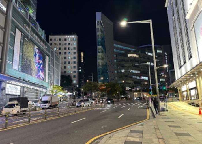 서울특별시 중구 을지로45길 62, 4층812호 (신당동,누죤빌딩)구) 서울특별시 중구 신당동 200-5 근린상가 경매 사진 2