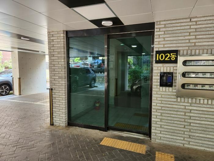 경기도 의정부시 호암로 31-7, 102동 2층202호 (호원동,담린)구) 경기도 의정부시 호원동 226-97 다세대(빌라) 경매 사진 2