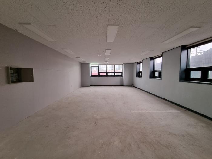 경기도 평택시 관광특구로 9, 3층303호 (서정동,화신노블레스3)구) 경기도 평택시 서정동 821-2 근린상가 경매 사진 4