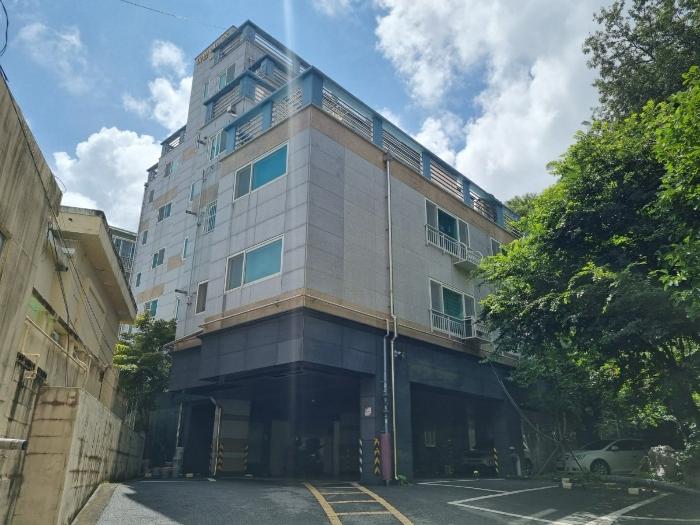 부산광역시 수영구 망미배산로76번가길 21-1, 1동 2층205호 (망미동,마인헤어츠)구) 부산광역시 수영구 망미동 877-5 다세대(빌라) 경매 사진 3
