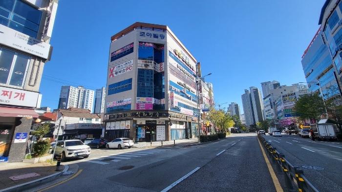 경상남도 김해시 율하1로 101, 4층401호 (율하동,모아빌딩)구) 경상남도 김해시 율하동 1329-1 근린상가 경매 사진 1