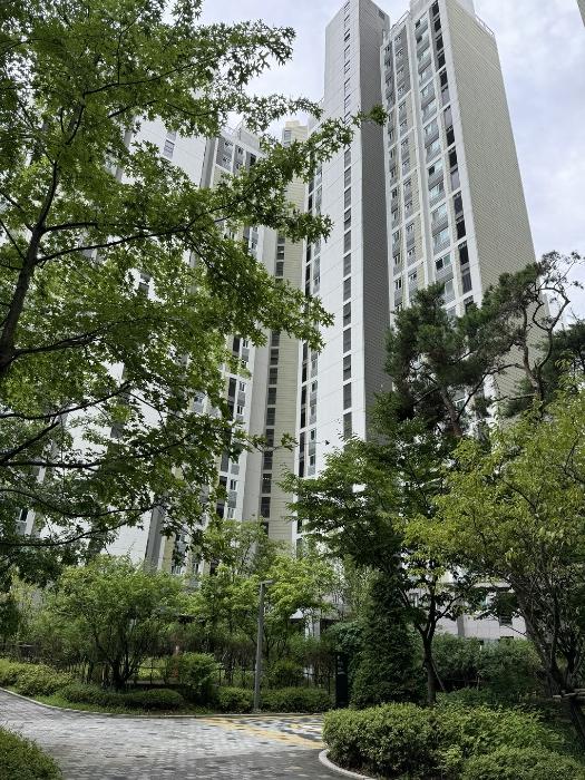 경기도 성남시 수정구 수정로 319, 114동 2층204호 (신흥동,산성역포레스티아아파트)구) 경기도 성남시 수정구 신흥동 6951 아파트 경매 사진 1