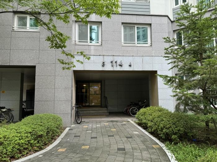 경기도 성남시 수정구 수정로 319, 114동 2층204호 (신흥동,산성역포레스티아아파트)구) 경기도 성남시 수정구 신흥동 6951 아파트 경매 사진 2