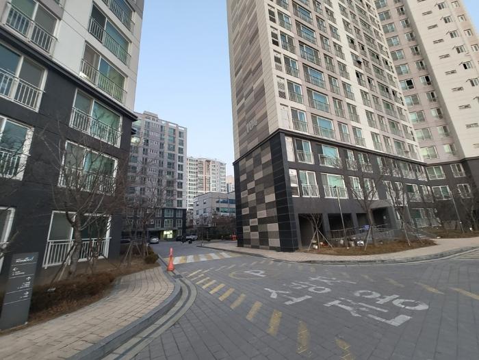 충청남도 천안시 동남구 각원사길 114-7, 102동 6층601호 (안서동,안서코아루)구) 충청남도 천안시 동남구 안서동 546 아파트 경매 사진 3