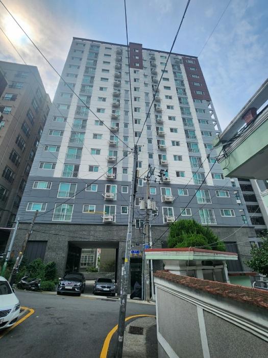 부산광역시 연제구 배산로 34, 7층702호 (연산동,배산프라임타워)구) 부산광역시 연제구 연산동 2121-4 아파트 경매 사진 2