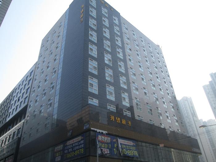경기도 수원시 권선구 금곡로196번길 15, 7층713호 (금곡동,커낼파크)구) 경기도 수원시 권선구 금곡동 1118-3 오피스텔 경매 사진 2