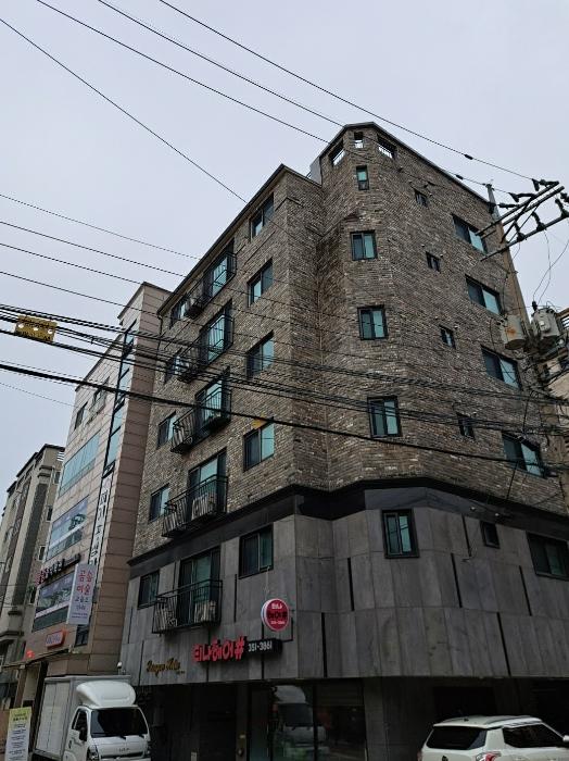 서울특별시 은평구 연서로3길 21, 2층201호 (역촌동,파라곤하임)구) 서울특별시 은평구 역촌동 82-4 다세대(빌라) 경매 사진 1