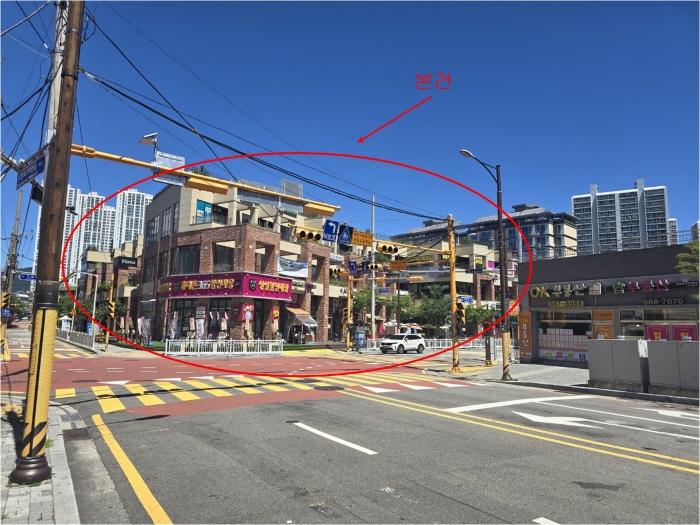 부산광역시 연제구 신금로 25, 2층225호 (연산동,노블레스스퀘어)구) 부산광역시 연제구 연산동 302-3 근린상가 경매 사진 1
