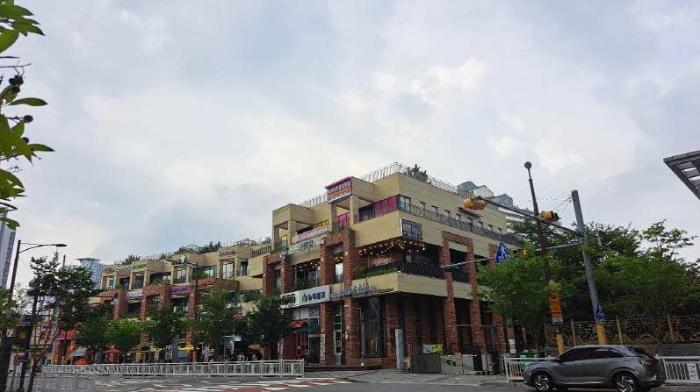 부산광역시 연제구 신금로 25, 2층225호 (연산동,노블레스스퀘어)구) 부산광역시 연제구 연산동 302-3 근린상가 경매 사진 5
