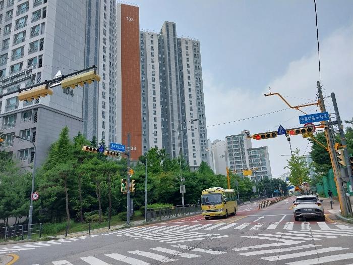 경기도 수원시 영통구 봉영로 1410-17, 103동 17층1704호 (망포동,이편한세상영통2차1단지)구) 경기도 수원시 영통구 망포동 726 아파트 경매 사진 6