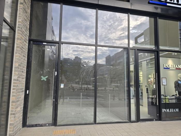 경상남도 양산시 물금읍 증산역로 177, 1층1-220호 (라피에스타양산)구) 경상남도 양산시 물금읍 가촌리 1292 근린상가 경매 사진 3