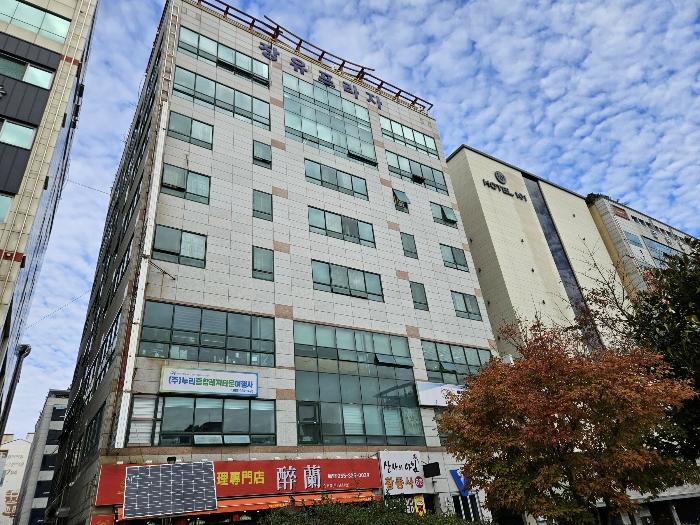 경상남도 김해시 번화1로68번길 9, 3층305호 (대청동,장유프라자)구) 경상남도 김해시 대청동 68-9 근린상가 경매 사진 1
