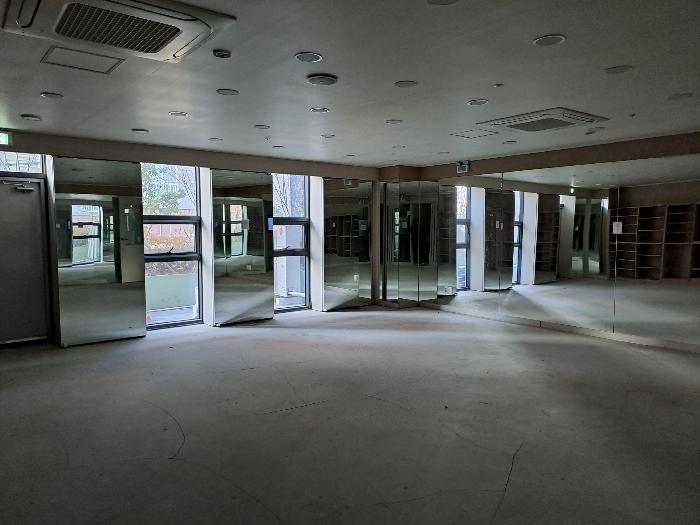 경상남도 창원시 진해구 진해대로694번길 23, 2층 204호 (경화동,부건2차이데아아파트)구) 경상남도 창원시 진해구 경화동 890 근린상가 경매 사진 3