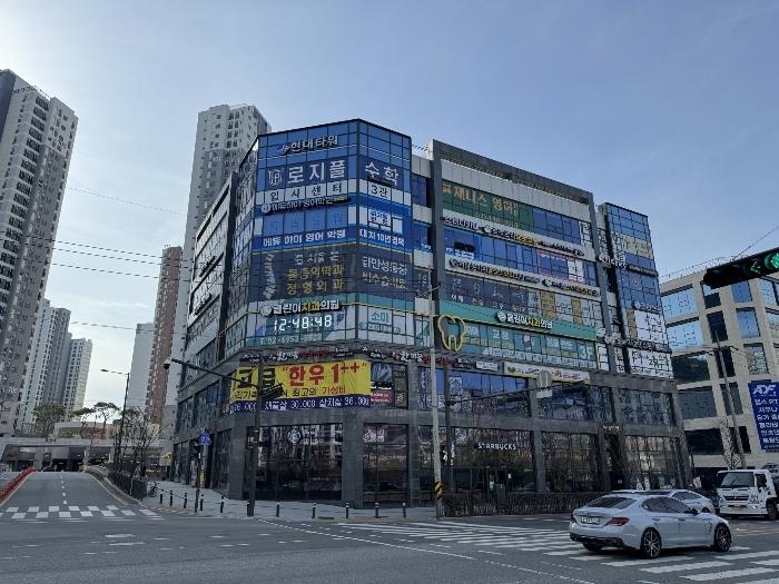 경기도 하남시 감일백제로 169, 1층105호 (감이동,현대타워)구) 경기도 하남시 감이동 512 근린상가 경매 사진 1