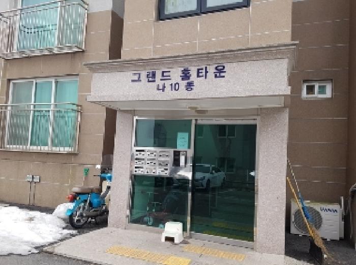 강원특별자치도 홍천군 홍천읍 공작산로 118, 나동 4층401호구) 강원특별자치도 홍천군 홍천읍 갈마곡리 128-7 다세대(빌라) 경매 사진 3