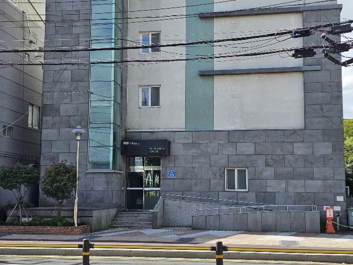 울산광역시 중구 화합로 379, 9층902호 (반구동,소담팰리스)구) 울산광역시 중구 반구동 106-3 도시형생활주택 경매 사진 2