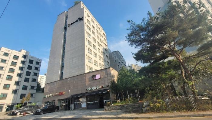 경기도 수원시 팔달구 권광로276번길 33-25, 3층301호 (인계동,아미힐)구) 경기도 수원시 팔달구 인계동 373-2 아파트 경매 사진 1