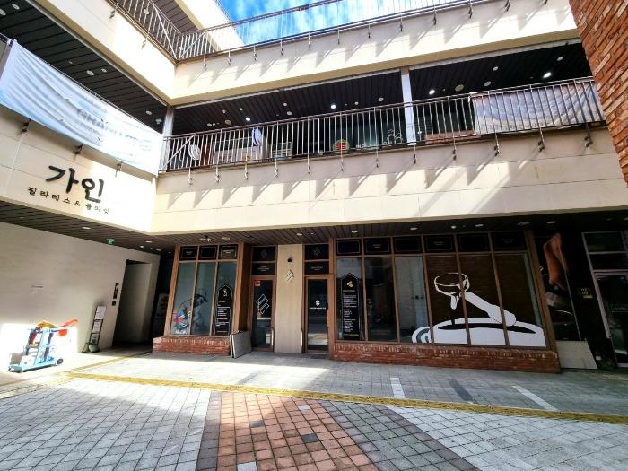 부산광역시 연제구 신금로 25, 1층114호 (연산동,노블레스스퀘어)구) 부산광역시 연제구 연산동 302-3 근린상가 경매 사진 4
