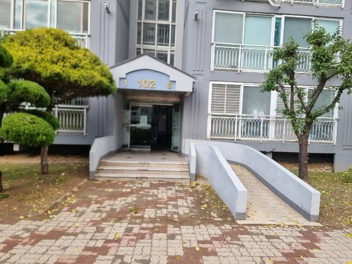 광주광역시 북구 일곡택지로 50, 102동 12층1201호 (일곡동,대우아파트)구) 광주광역시 북구 일곡동 849-9 아파트 경매 사진 2