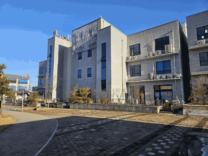 전북특별자치도 전주시 덕진구 가인로 28, 1층103호 (만성동,법조황제빌딩)구) 전북특별자치도 전주시 덕진구 만성동 1265-9 근린상가 경매 사진 8
