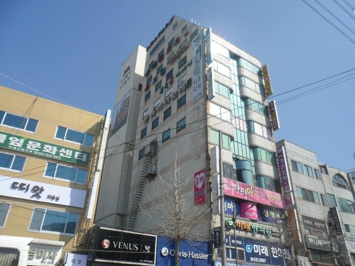 경상남도 거제시 거제중앙로 1884, 9층901호 (고현동,경성빌딩)구) 경상남도 거제시 고현동 44-16 콘도(호텔) 경매 사진 1