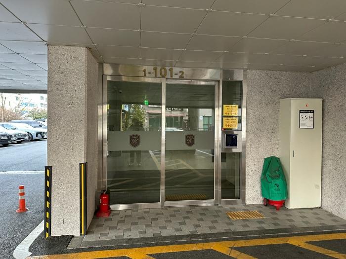 전라남도 진도군 진도읍 남동리 855 골드클라우스아파트 제101동 제101동 제10층 제1001호 아파트 경매 사진 2