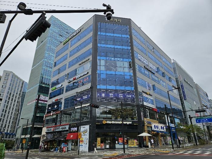 경기도 고양시 덕양구 향기로 115, 7층706호 (향동동,향동 봄 빌딩)구) 경기도 고양시 덕양구 향동동 526 근린상가 경매 사진 3